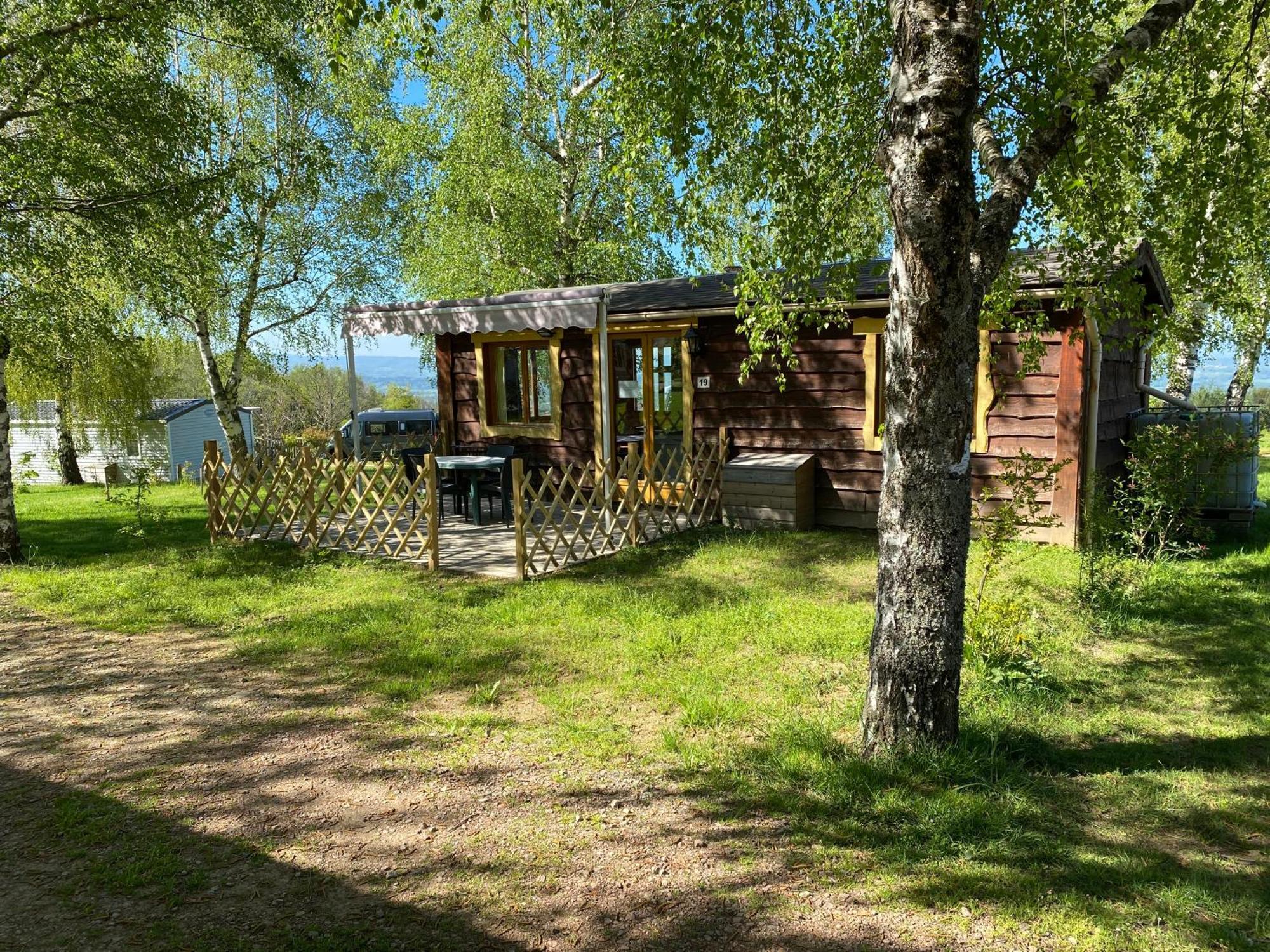 Camping Le Montbartoux Vollore-Ville Exterior foto